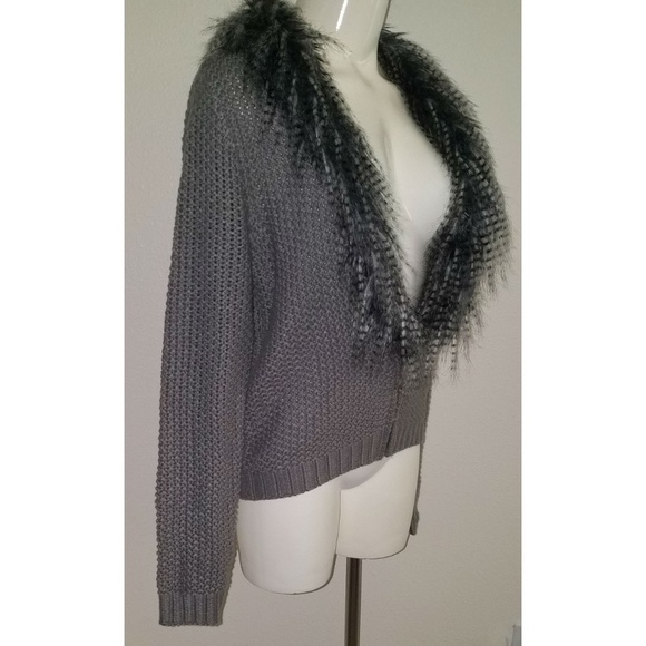 Matilda by True Love Gray Knit Cardigan Feathers Size Small - Picture 6 of 10
